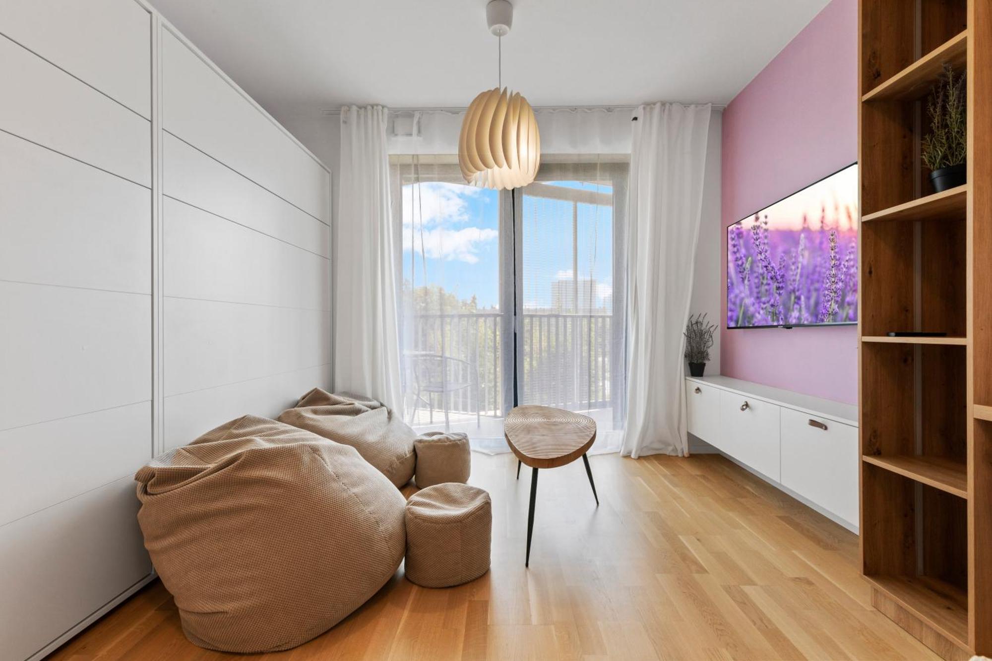 Lam Lavender - Free Parking Apartman Pozsony Kültér fotó