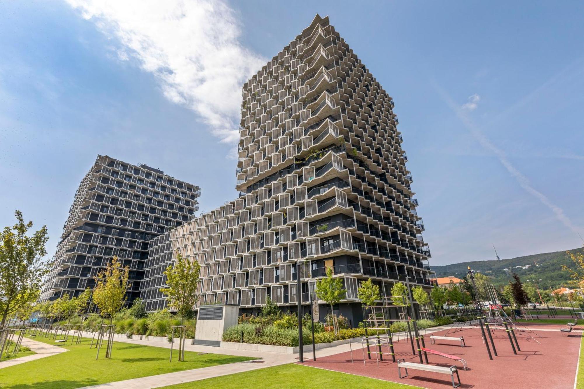 Lam Lavender - Free Parking Apartman Pozsony Kültér fotó
